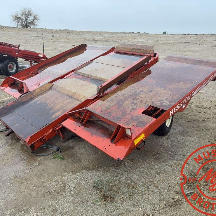 HESSTON 4820