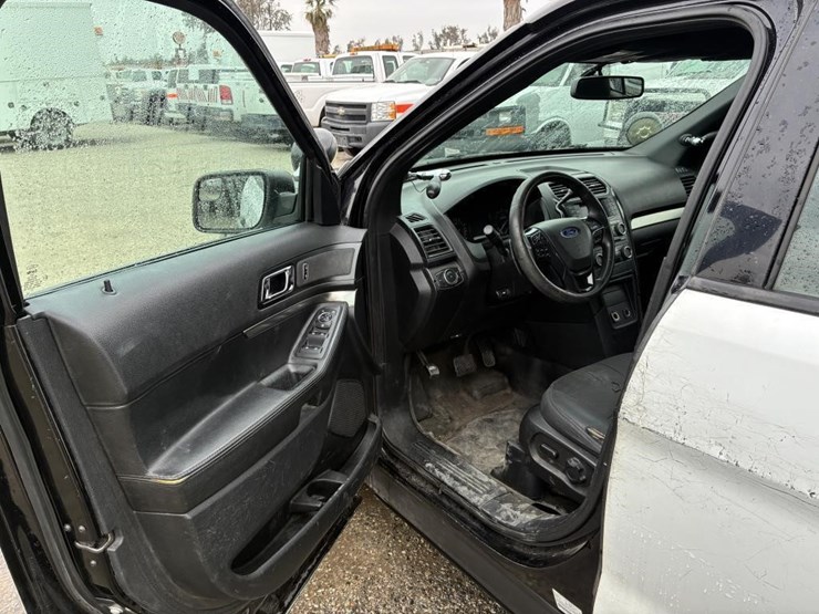 2018-ford-explorer-police-interceptor-image-16