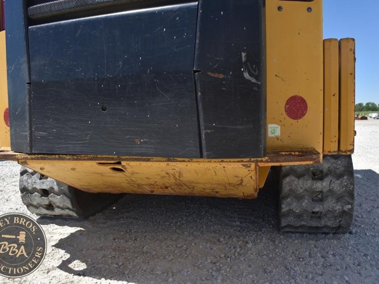 2023-caterpillar-259d3-image-28