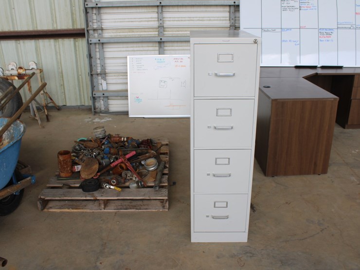 #1054-•-office-furniture-image-13
