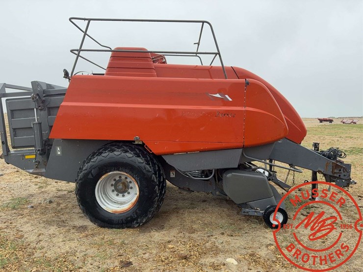 2009-massey-ferguson-2190-image-4