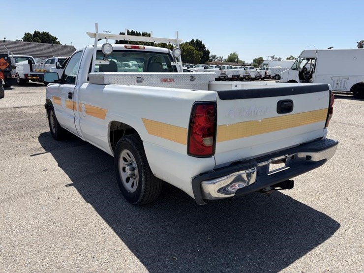 2006-chevrolet-silverado-1500-image-4
