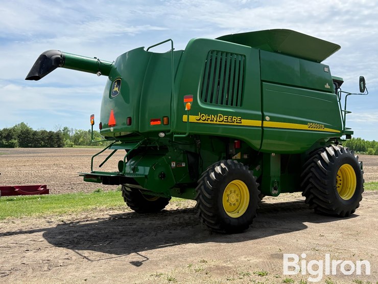 2004-john-deere-9560-sts-image-5