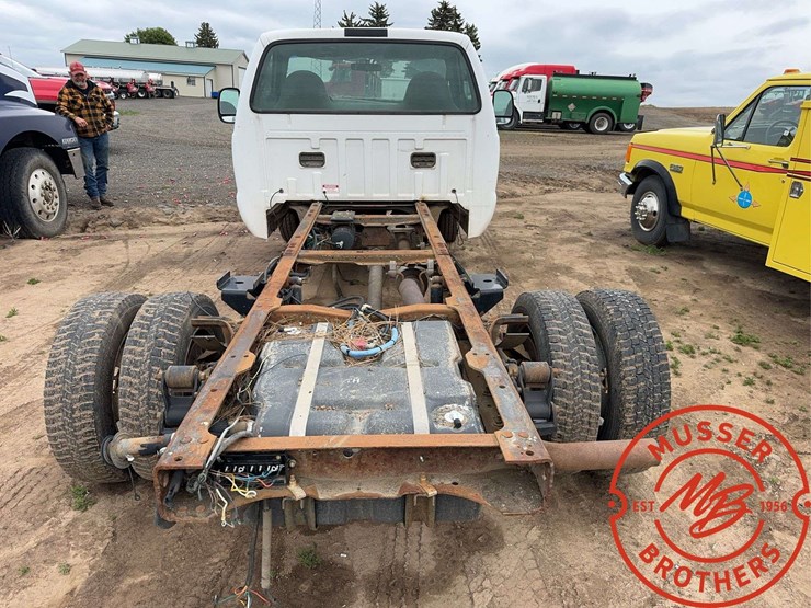 1999-ford-f550-image-7