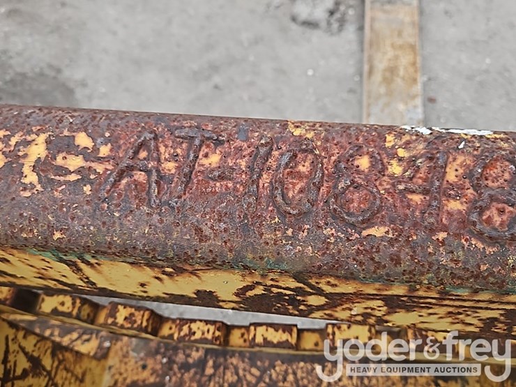 2009-caterpillar-938h-image-33