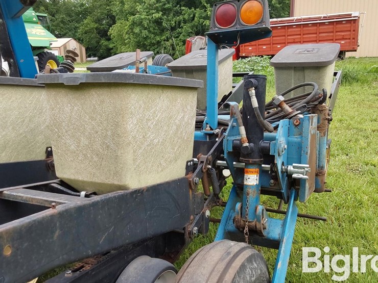 kinze-2200-image-18