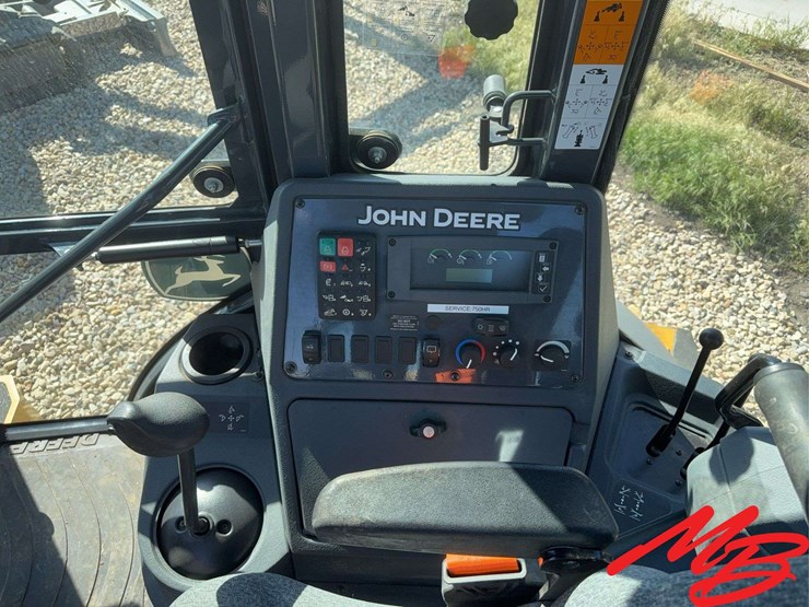 2023-deere-310sl-image-50