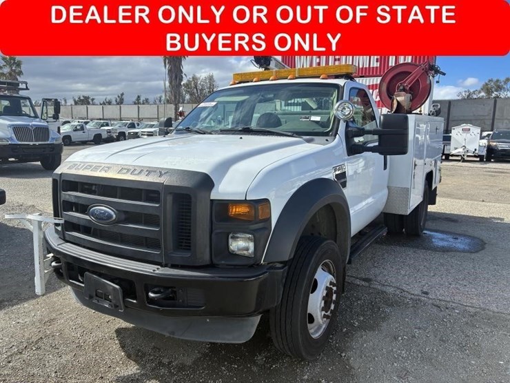 2010-ford-f450-image-1