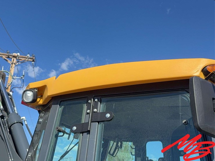 2023-deere-310sl-image-68