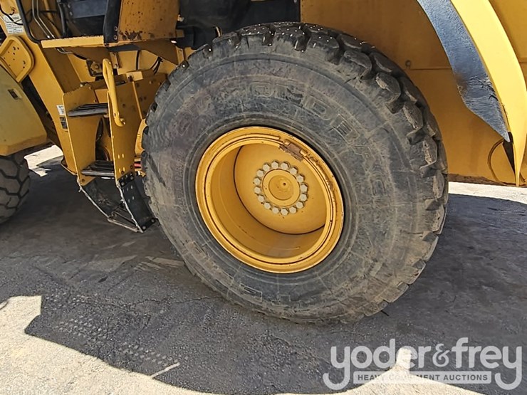 2012-caterpillar-930k-image-10