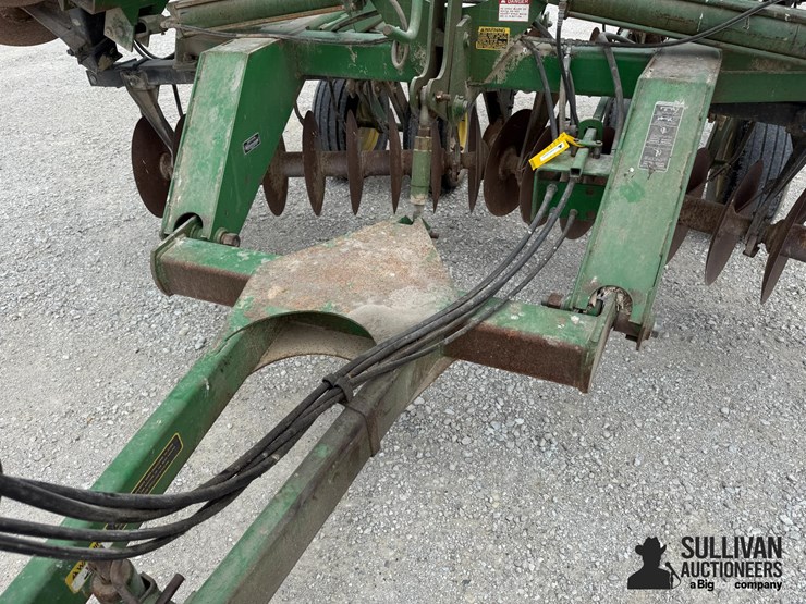 john-deere-630-image-12