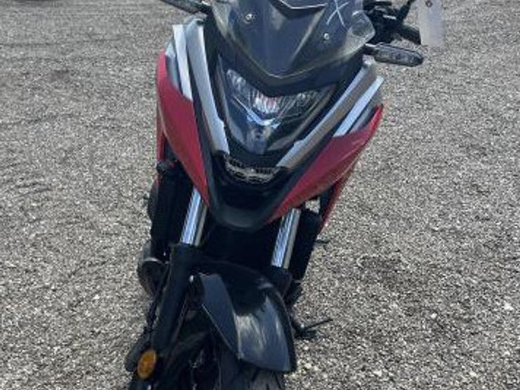 #2-•-2022-honda-nc750xd-image-2