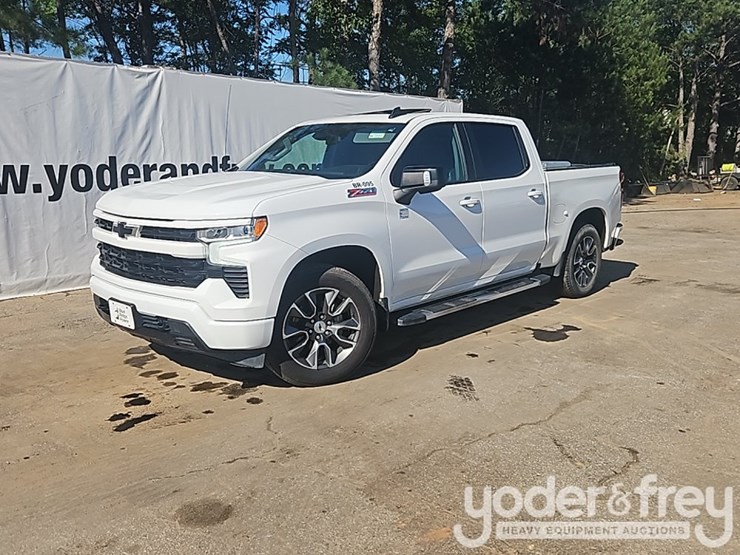 2022-chevrolet-1500-image-1