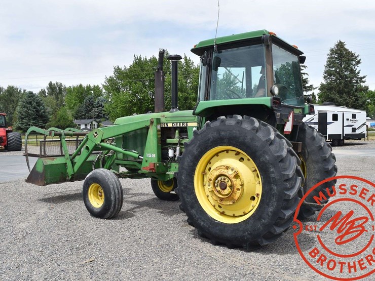 1979-john-deere-4440-image-4