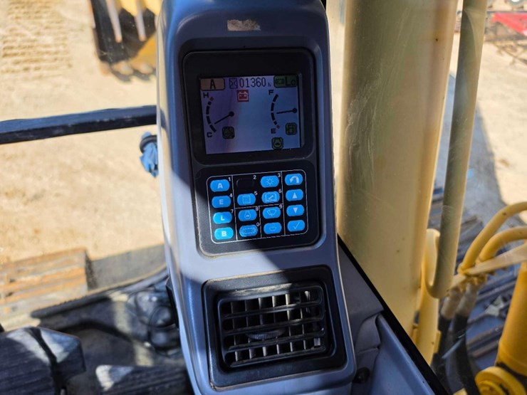 komatsu-pc160-image-20