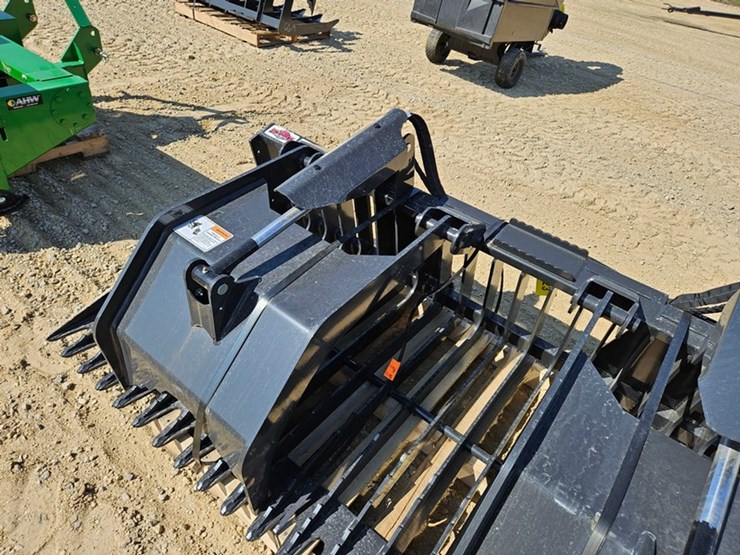 #5023-•-stout-hd82-3-grapple-bucket-image-10