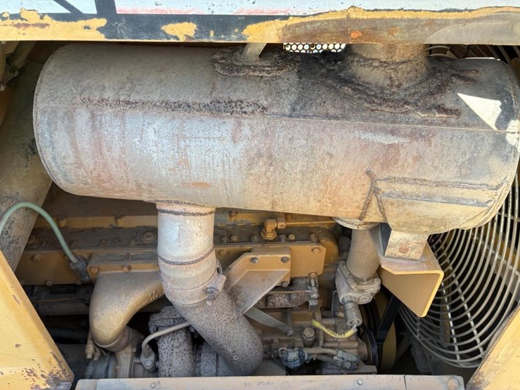 2000-caterpillar-d5m-image-34