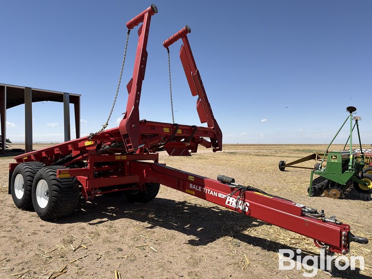 2019-proag-bale-titan-rxr-image-1