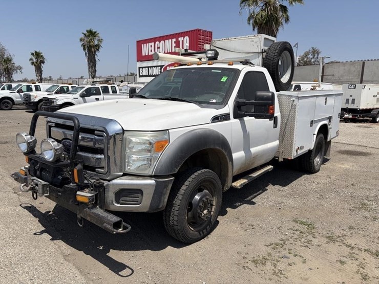 2012-ford-f450-image-1