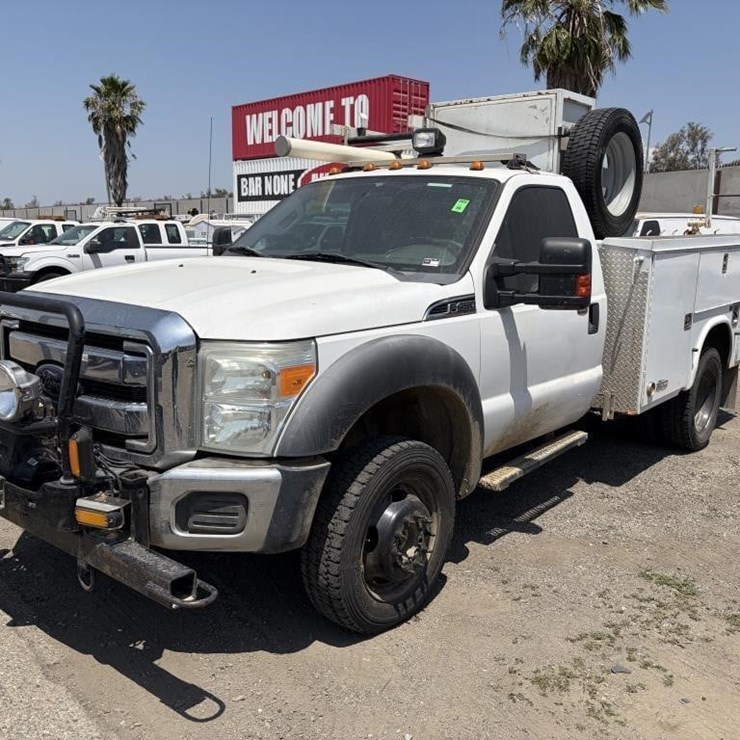 2012 FORD F450