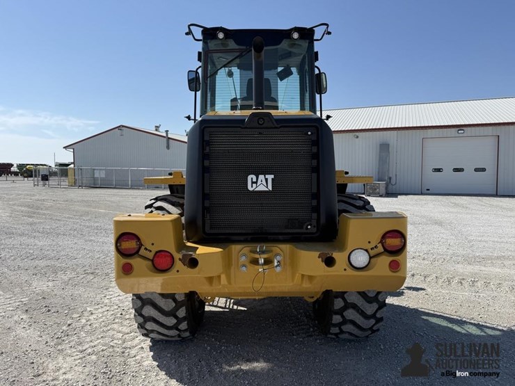 2021-caterpillar-920-image-6