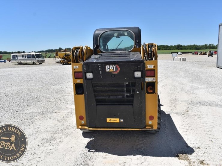 2024-caterpillar-226d3-image-15