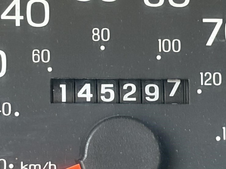 1998-ford-e350-image-17