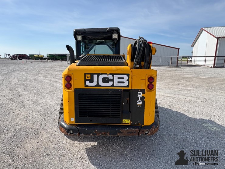 2022-jcb-3ts-8t-image-6