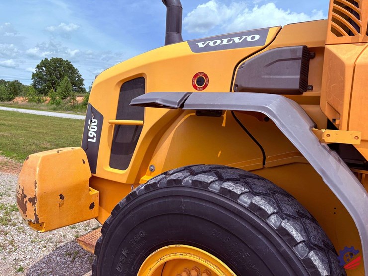 2014-volvo-l90g-image-47