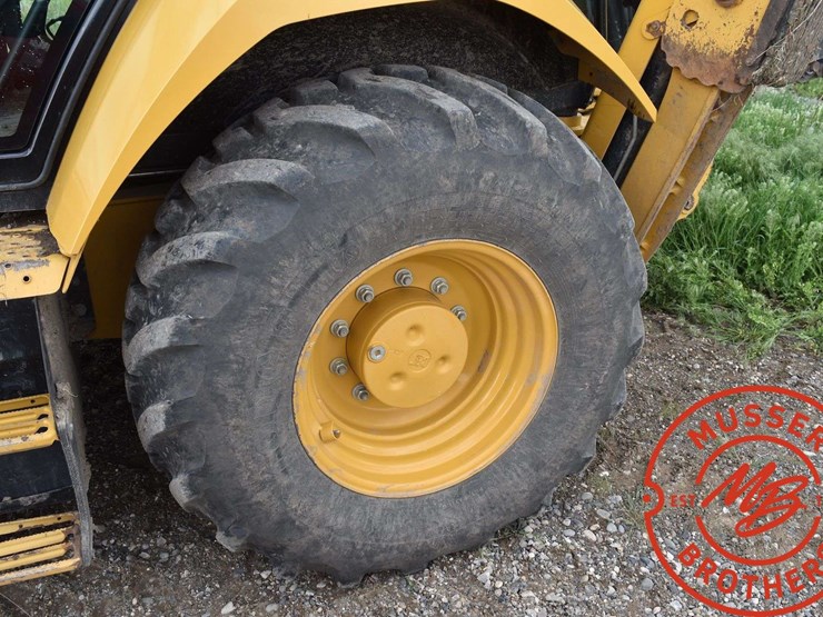 2016-caterpillar-420f2-it-image-65