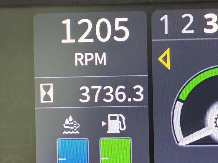 2019-deere-624l-image-24