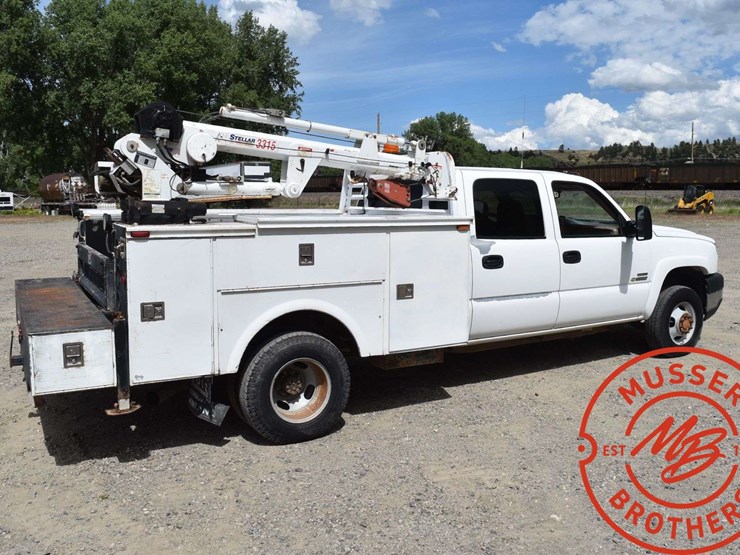 2006-chevrolet-3500-image-9