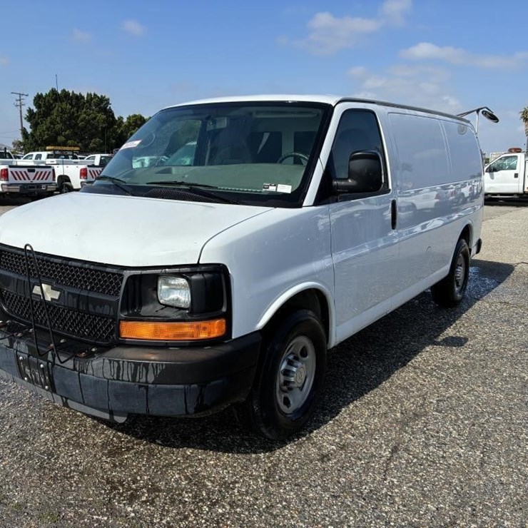 2014 CHEVROLET EXPRESS 2500