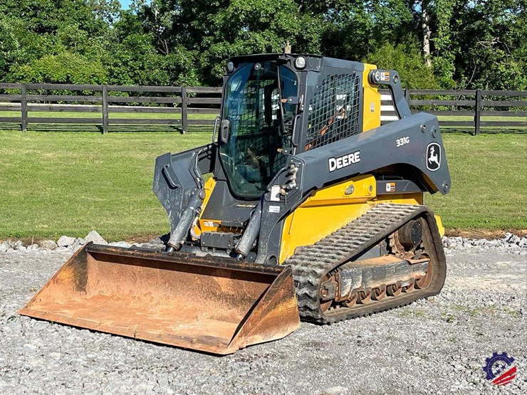 2020-deere-331g-image-14