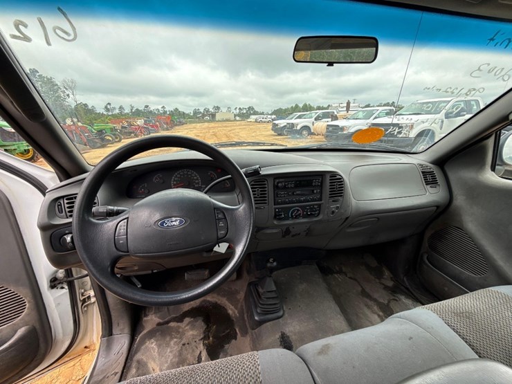 2002-ford-f150-image-13