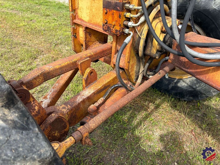 caterpillar-130g-image-30