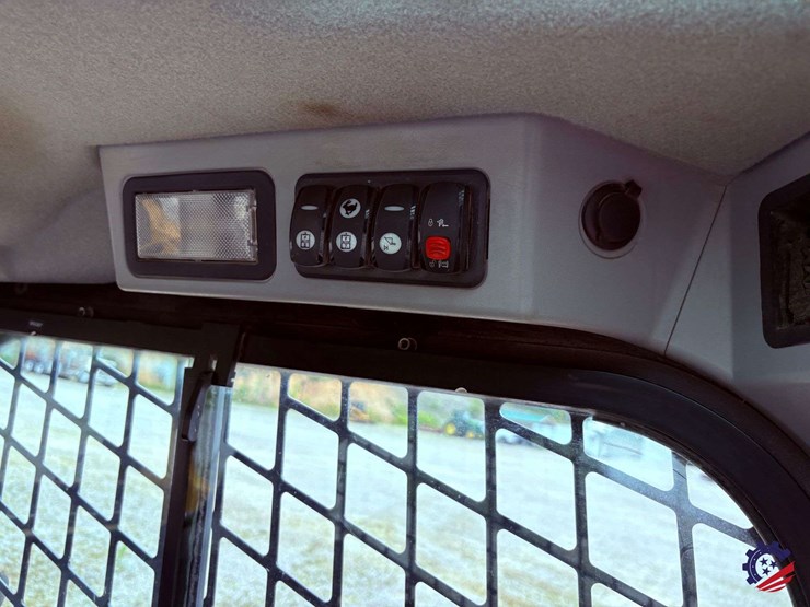 2018-cat-259-skid-steer-image-59