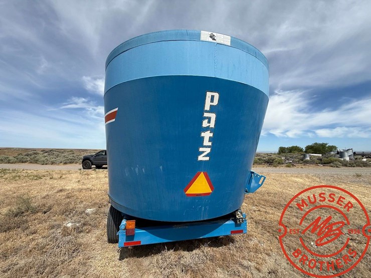 patz-v615-vertical-feed/mixer-wagon-image-5