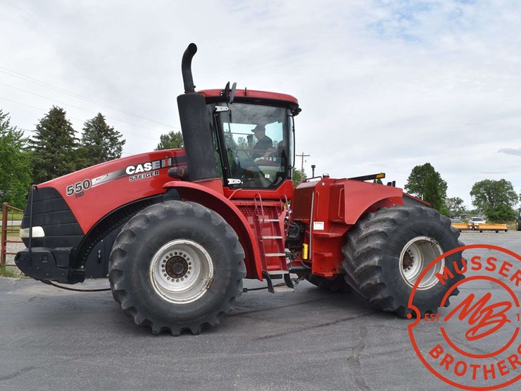 2013-case-ih-steiger-550-hd-image-4