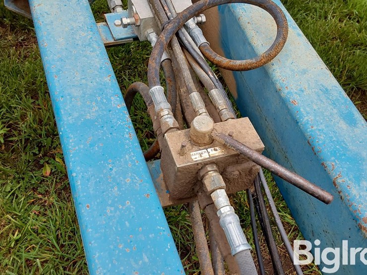 kinze-2200-image-10