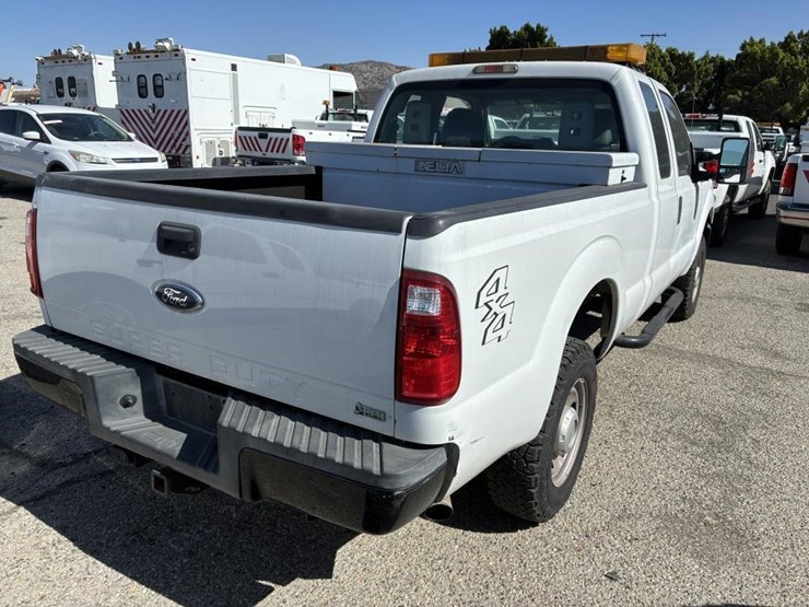 2011-ford-f250-sd-image-3