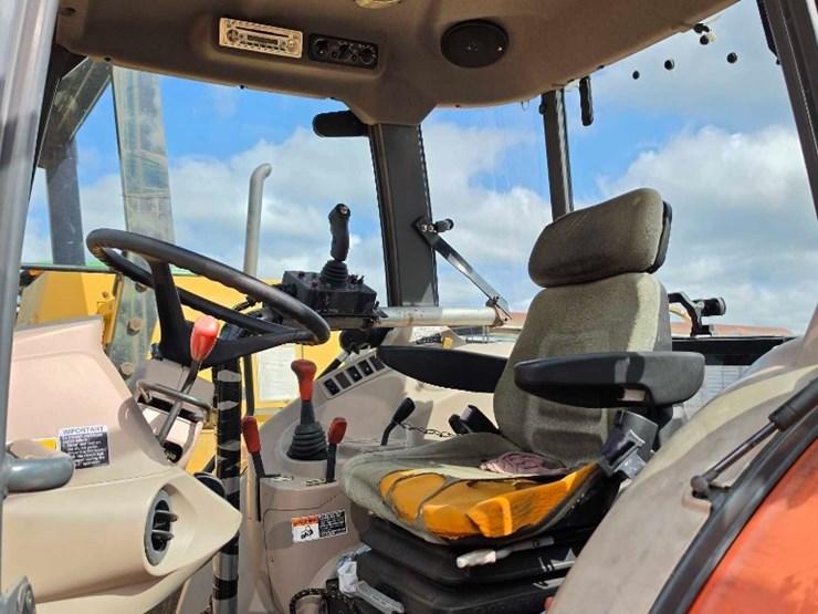 kubota-m7040-image-11