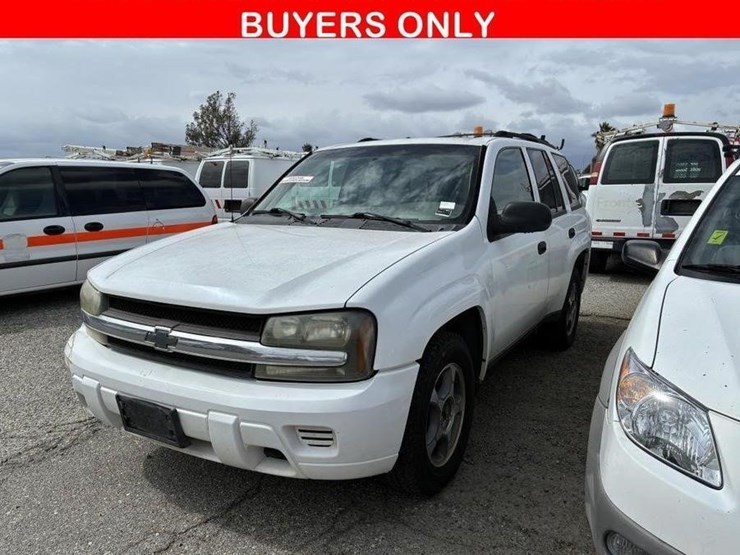 2007-chevrolet-trailblazer-image-1