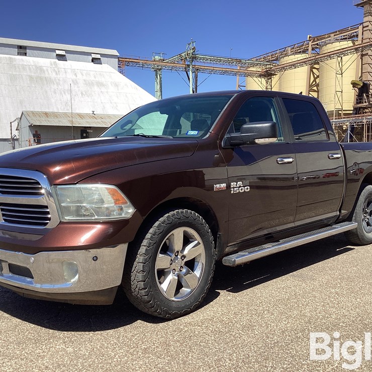 2015 RAM 1500 LONE STAR