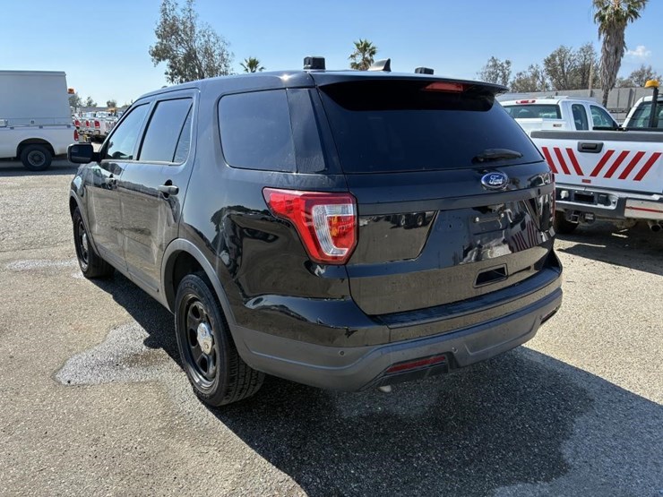 2018-ford-explorer-police-interceptor-image-4