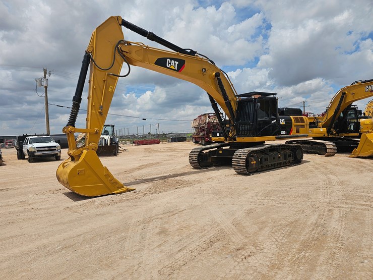 2022-caterpillar-336d2-image-2