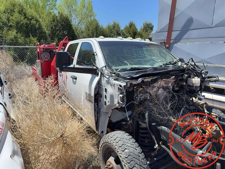dodge-3500-image-6