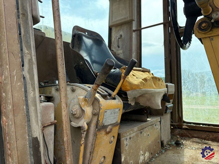 caterpillar-130g-image-66