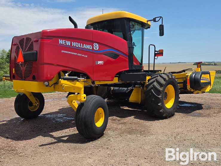 2023-new-holland-speedrower-220-image-5
