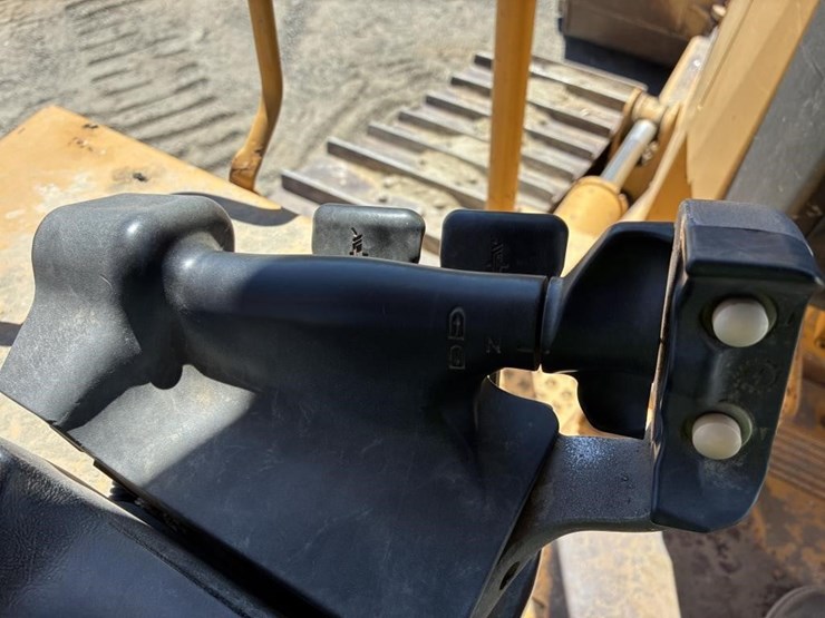 2000-caterpillar-d5m-image-30